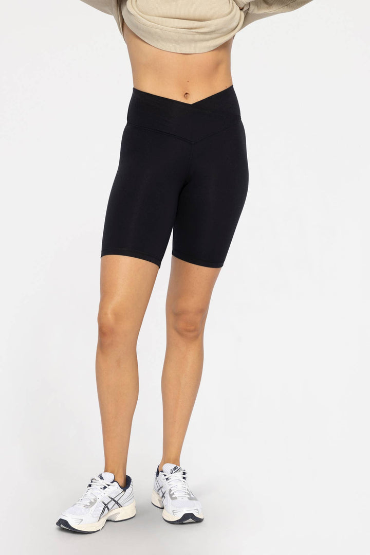 Venice Crossover Waist Biker Shorts final sale