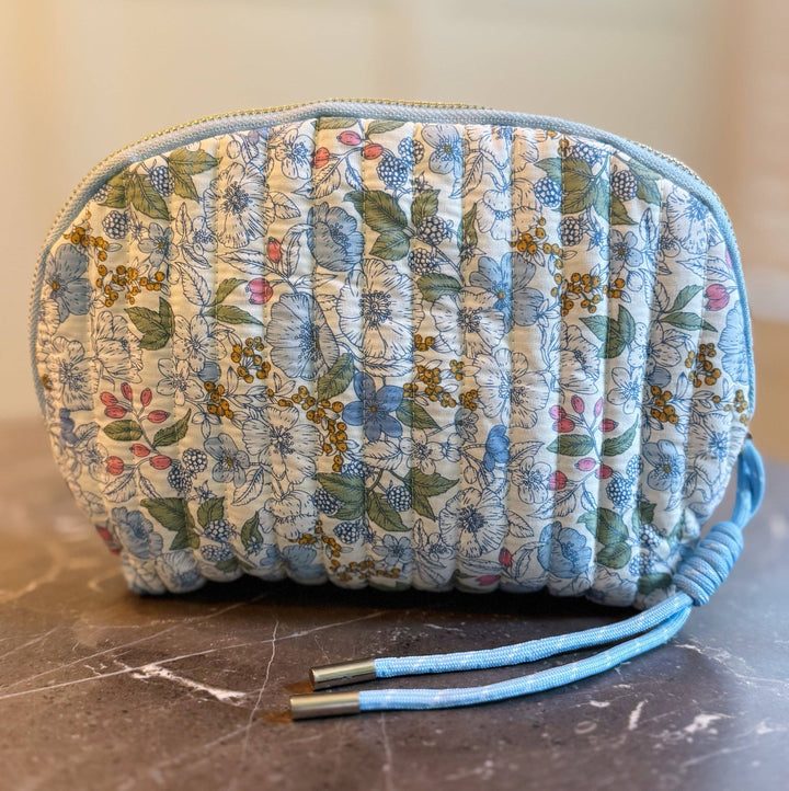 Vintage-Inspired Quilted Floral Cosmetic Case