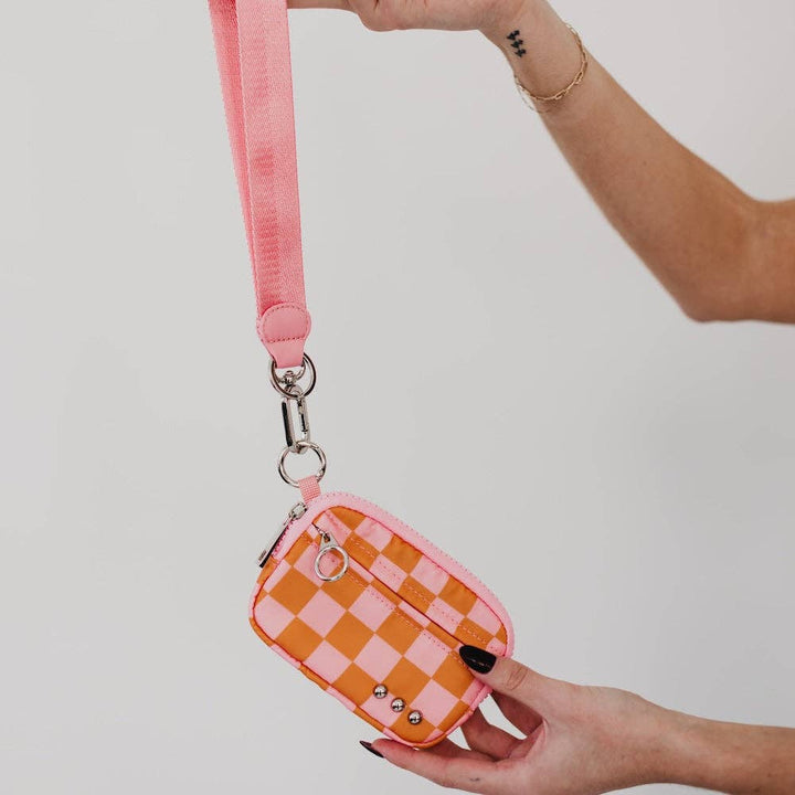 Nelly Lanyard Wallet Wristlet