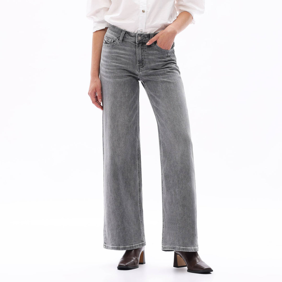 Rowanne Mid-Rise Wide Leg Jeans