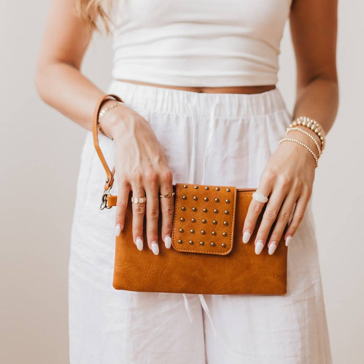 Maya Rivet Clutch