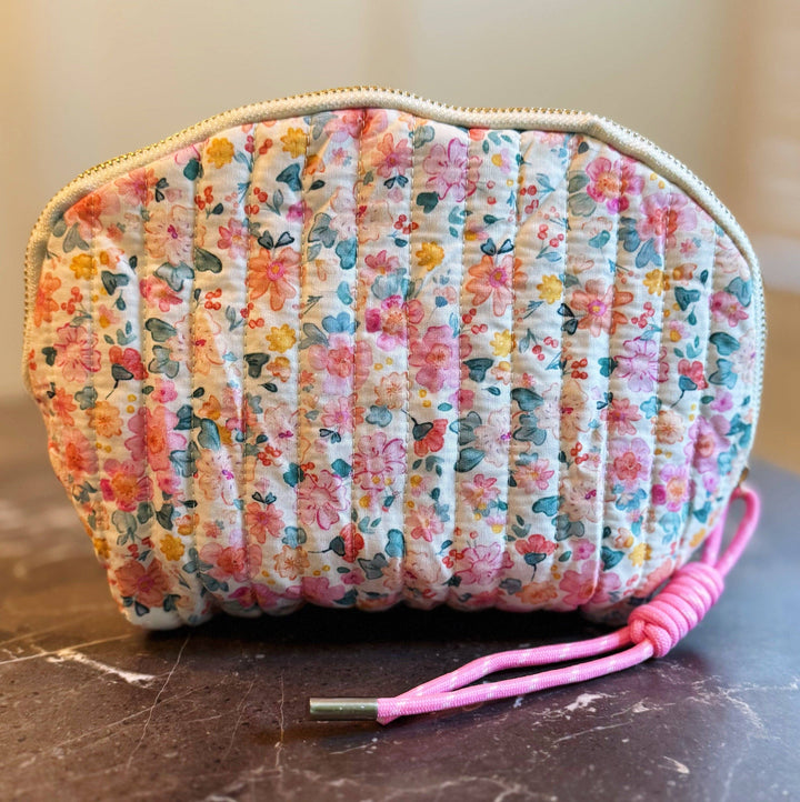 Vintage-Inspired Quilted Floral Cosmetic Case