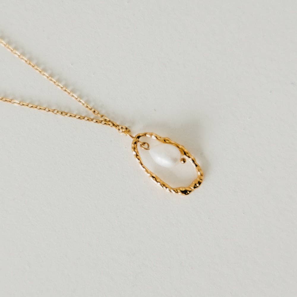 Drop Pearl Pendant Necklace - waterproof