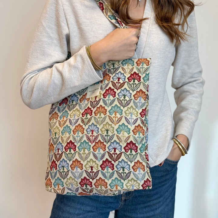 Floral Jacquard Zippered Tote Bag
