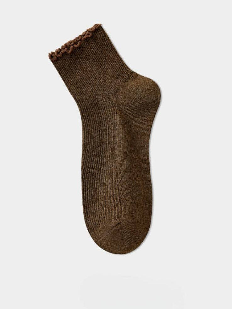 Ruffle Ribbed Socks