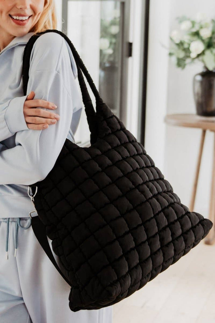On The Go Large Quilted Puffer Bag