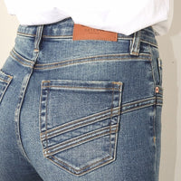 Western Loop Slim Bootcut Jeans {Preorder}