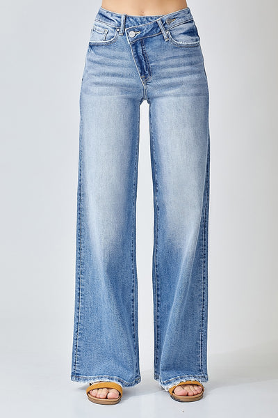 Maddi Mid Rise Crossover Jeans by Risen