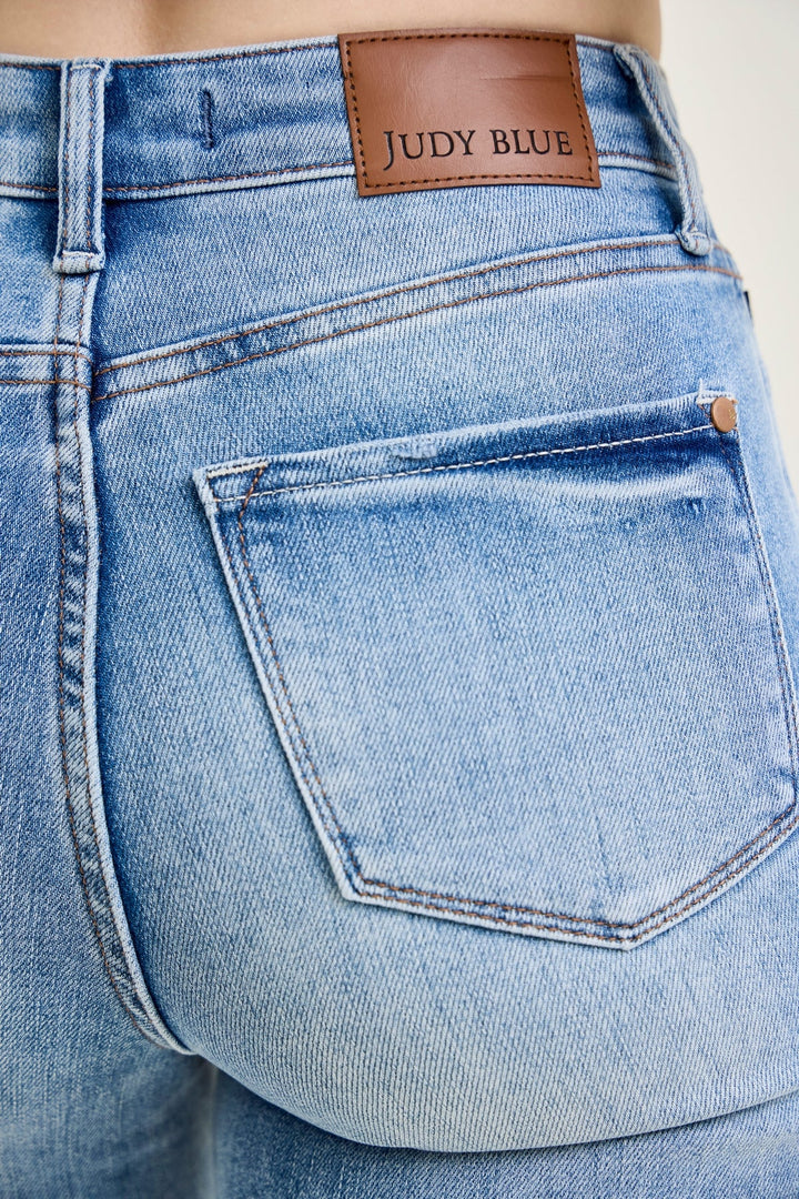 Sutton Straight Jeans