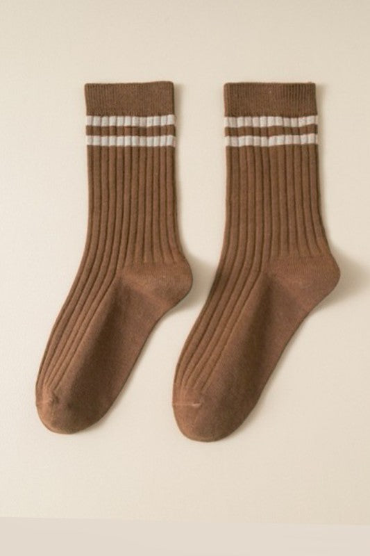 Throwback Crew Socks