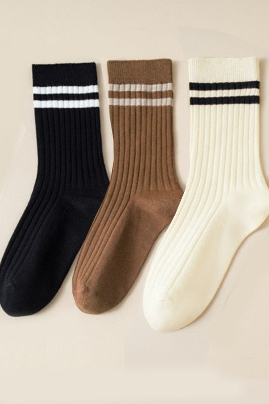 Throwback Crew Socks