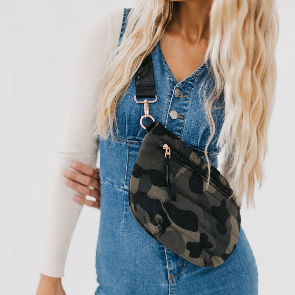 Jolie Puffer Belt Bag - Camo