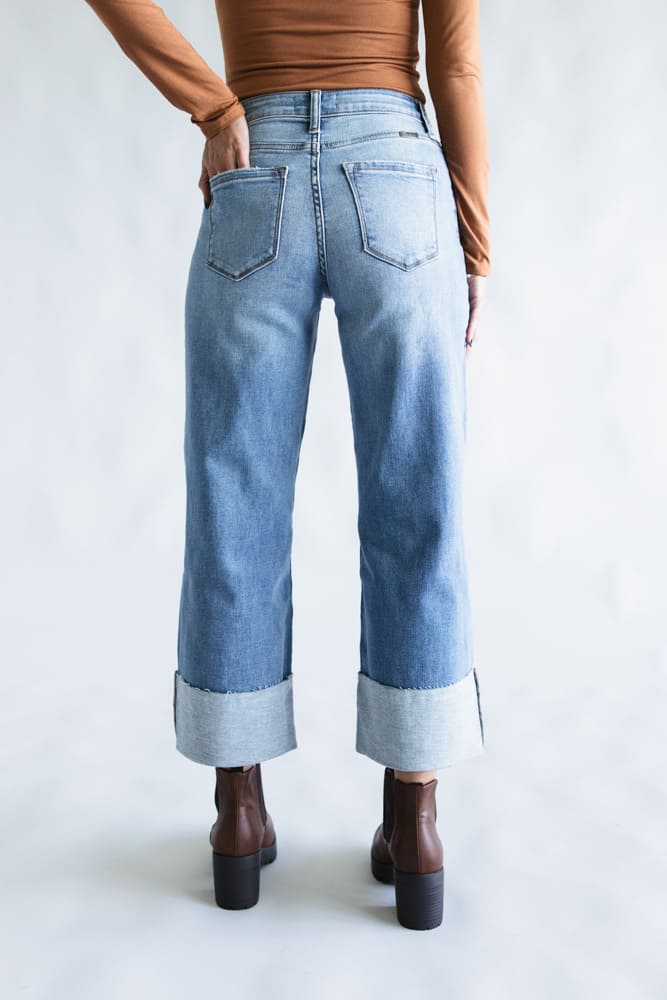 Logan Crop Jeans