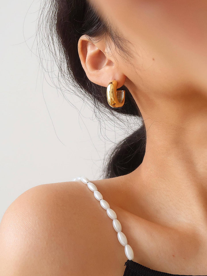 Demi Classic Hoop Earring