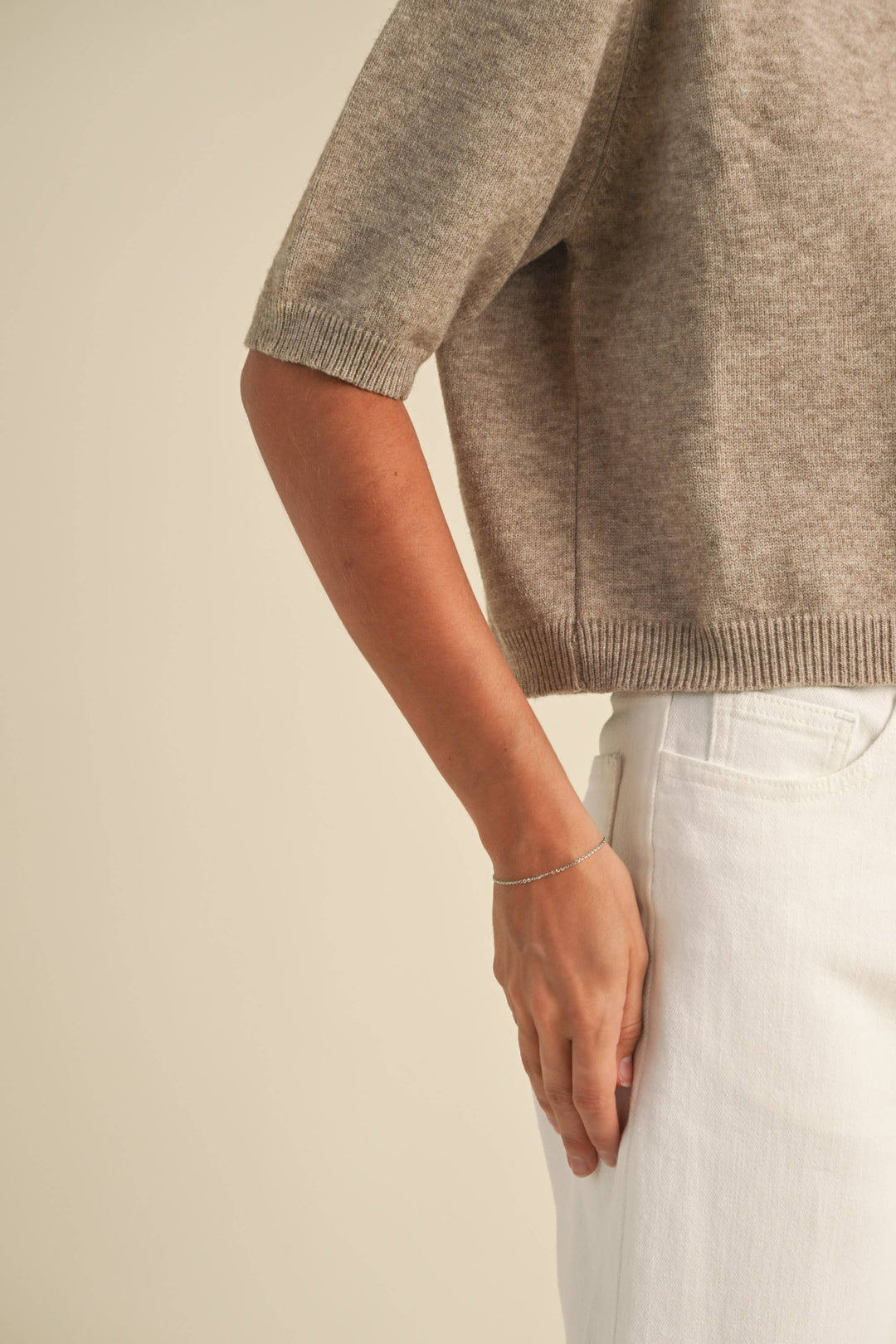 Beckham Short Sleeve Sweater Top
