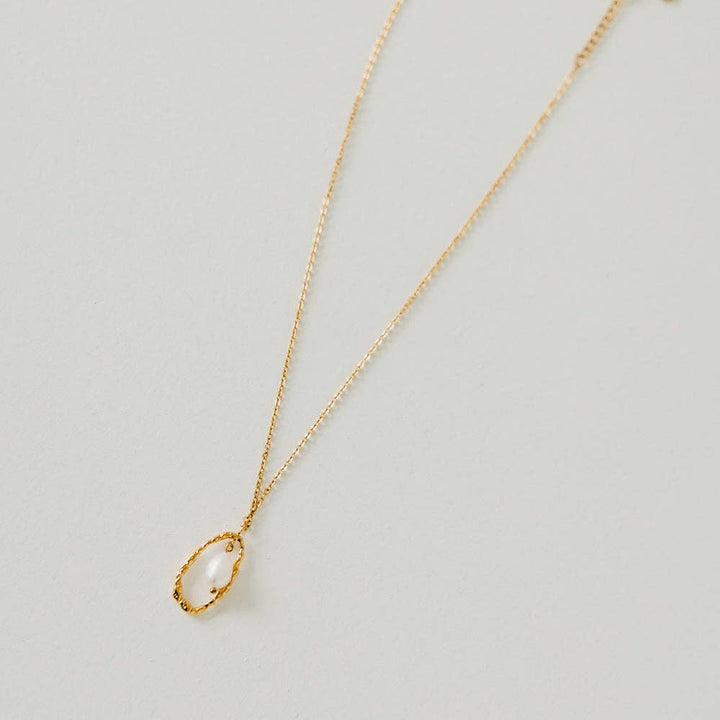 Drop Pearl Pendant Necklace - waterproof