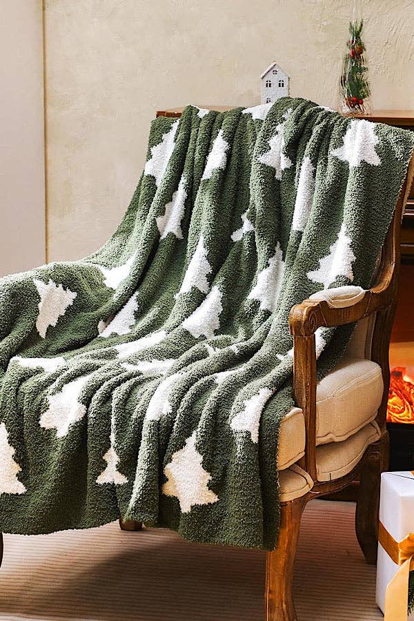 Holiday Hearth Cozy Tree Blanket